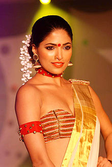 Parvathy Omanakuttan hot pic